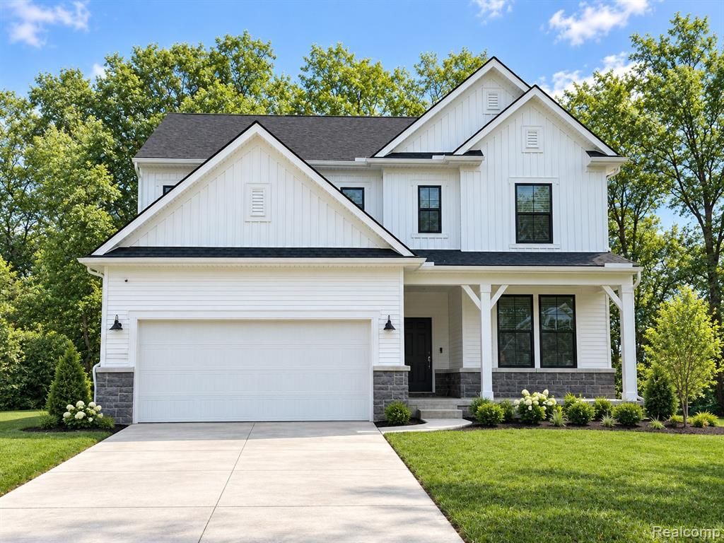 59639 Schuss Gully Drive, New Hudson, MI 48165