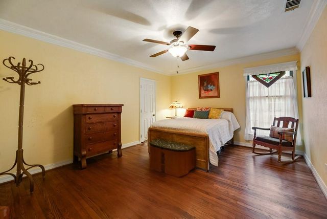 9875 Old Bridge Road, Terrell, TX 75160