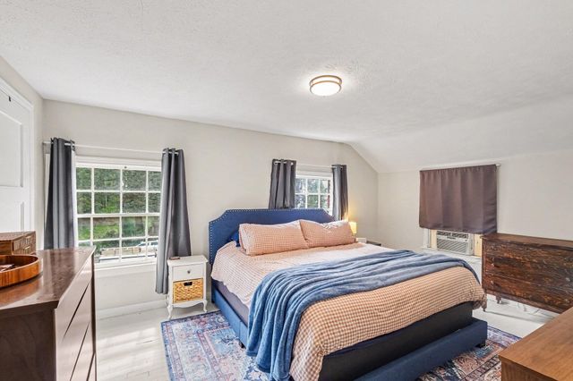 1011 Dickinson Street Se, City Of Grand Rapids, MI 49507