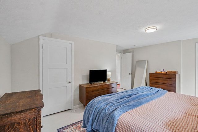 1011 Dickinson Street Se, City Of Grand Rapids, MI 49507