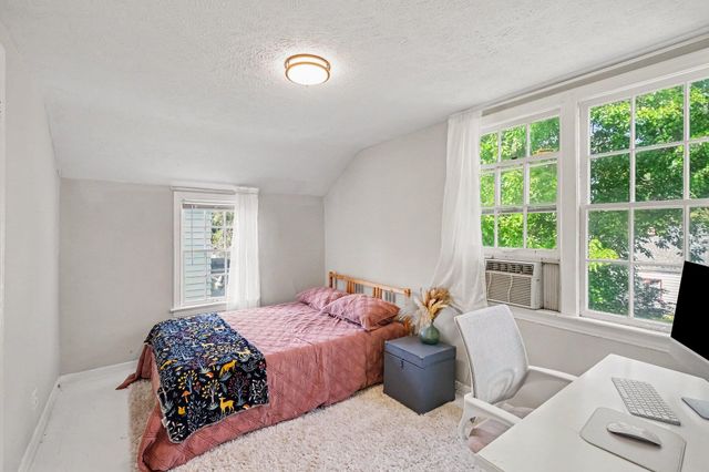 1011 Dickinson Street Se, City Of Grand Rapids, MI 49507