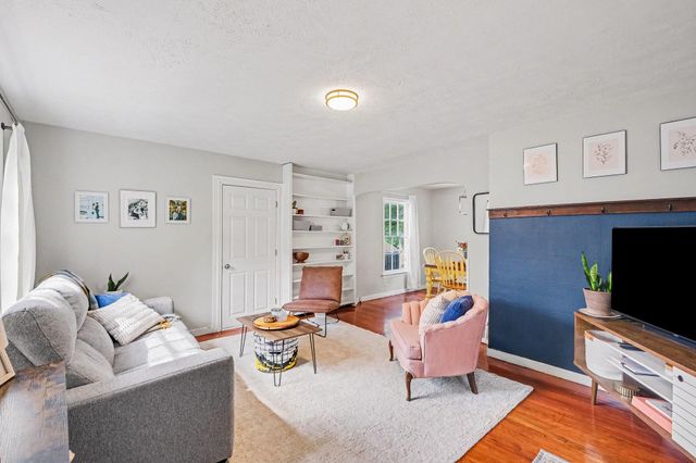 1011 Dickinson Street Se, City Of Grand Rapids, MI 49507