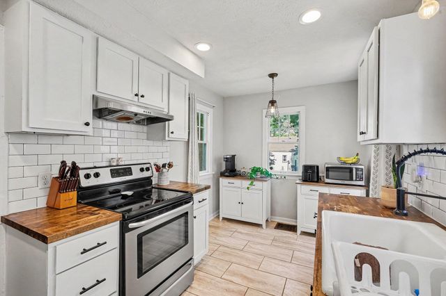 1011 Dickinson Street Se, City Of Grand Rapids, MI 49507