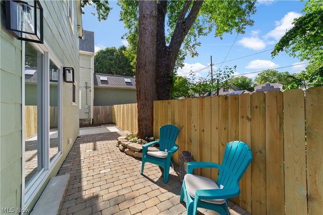 6200 Ellen Avenue, Cleveland, OH 44102