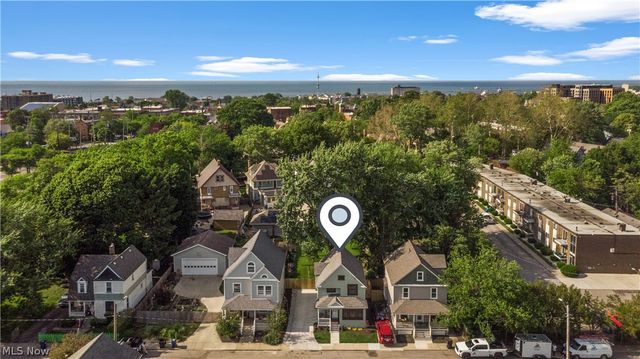 6200 Ellen Avenue, Cleveland, OH 44102