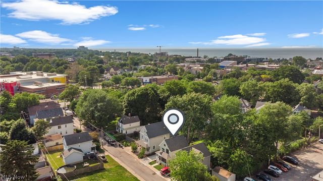 6200 Ellen Avenue, Cleveland, OH 44102