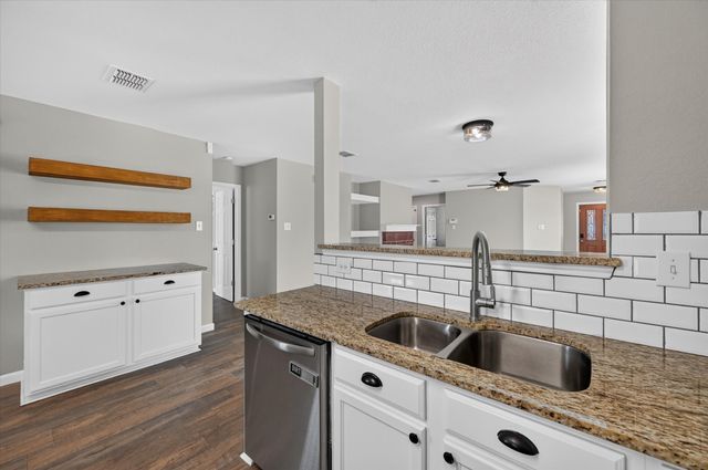 1337 Gayle Street, Burleson, TX 76028