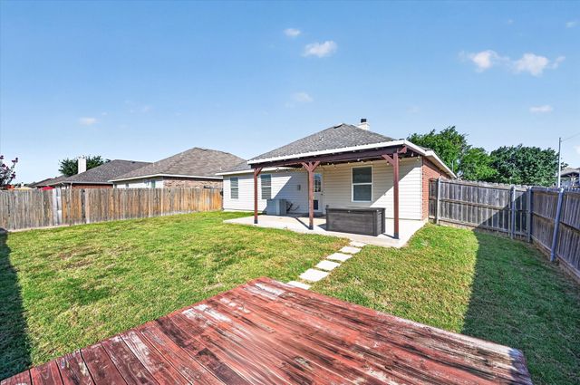 1337 Gayle Street, Burleson, TX 76028