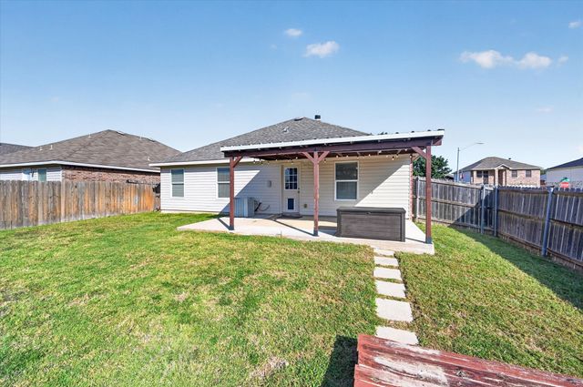 1337 Gayle Street, Burleson, TX 76028