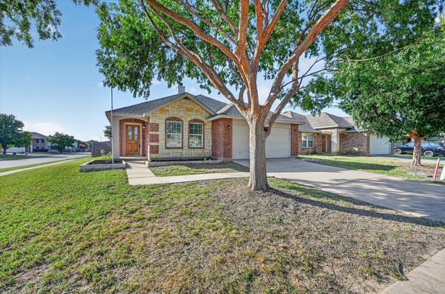 1337 Gayle Street, Burleson, TX 76028