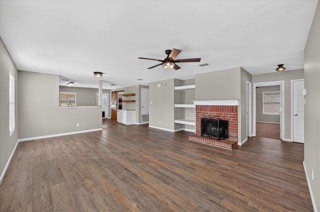 1337 Gayle Street, Burleson, TX 76028