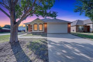 1337 Gayle Street, Burleson, TX 76028