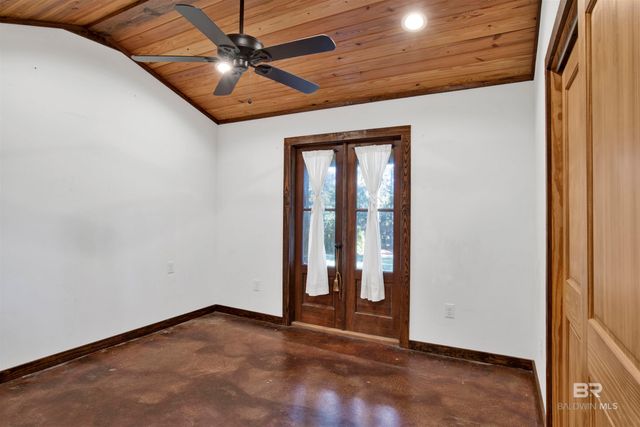 23532 Dunbar Road, Robertsdale, AL 36567