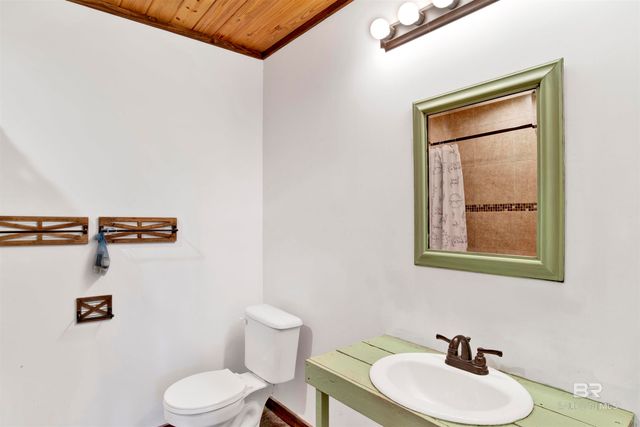 23532 Dunbar Road, Robertsdale, AL 36567