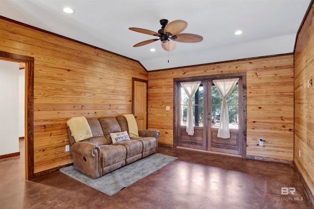 23532 Dunbar Road, Robertsdale, AL 36567