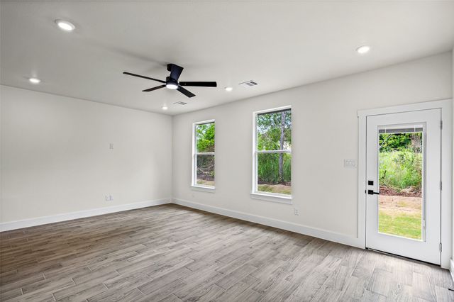 5620 Van Horn Drive, Granbury, TX 76048