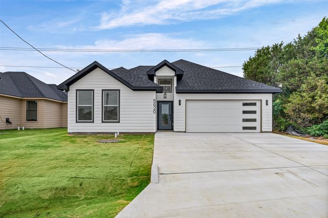5620 Van Horn Drive, Granbury, TX 76048
