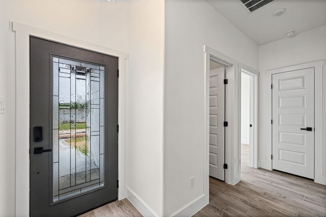 5620 Van Horn Drive, Granbury, TX 76048