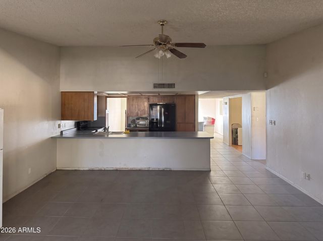 6420 W College Drive, Phoenix, AZ 85033