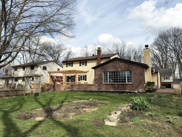 647 Mohican Way, Westerville, OH 43081