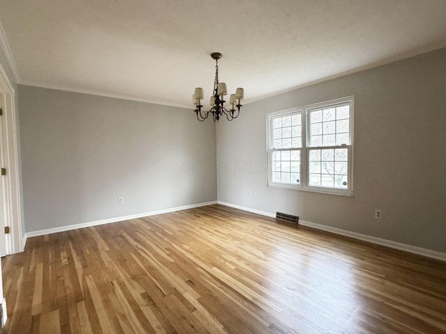 647 Mohican Way, Westerville, OH 43081