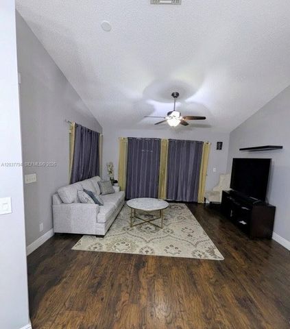 10180 Fanfare Drive 10180, Boca Raton, FL 33428