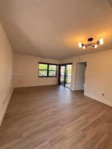 6455 W 27th Ave 11-44, Hialeah, FL 33016