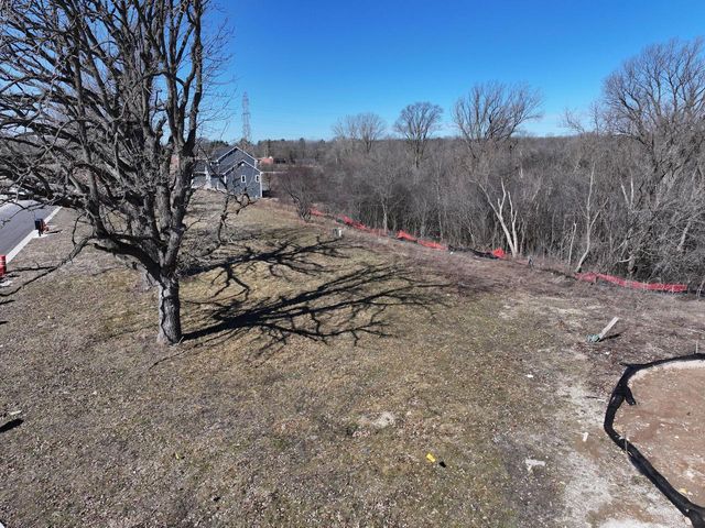 11396 W TESS CREEK STREET, Franklin, WI 53132