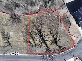 11396 W TESS CREEK STREET, Franklin, WI 53132