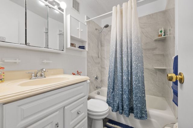 296 Commercial St 34, Braintree, MA 02184