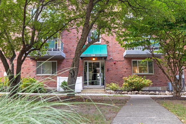 296 Commercial St 34, Braintree, MA 02184