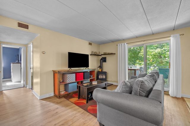 296 Commercial St 34, Braintree, MA 02184