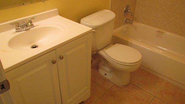 6100 Forest Hill Boulevard 202, West Palm Beach, FL 33415