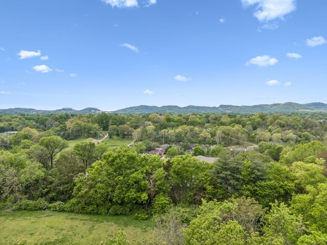 809 Ashlawn Pl, Nashville, TN 37211