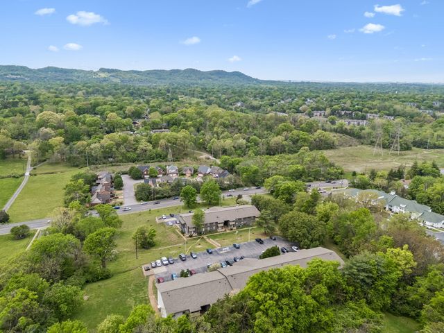 809 Ashlawn Pl, Nashville, TN 37211