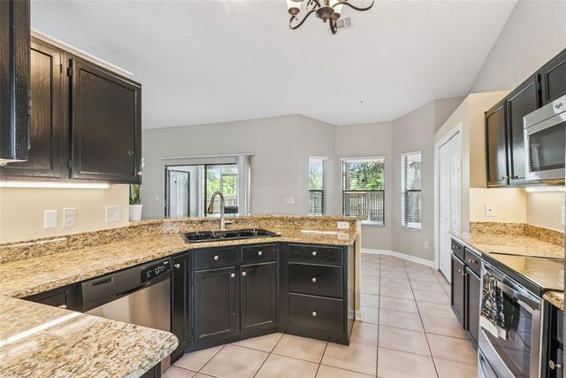 1574 MARGARETE CRESCENT DRIVE, Apopka, FL 32703