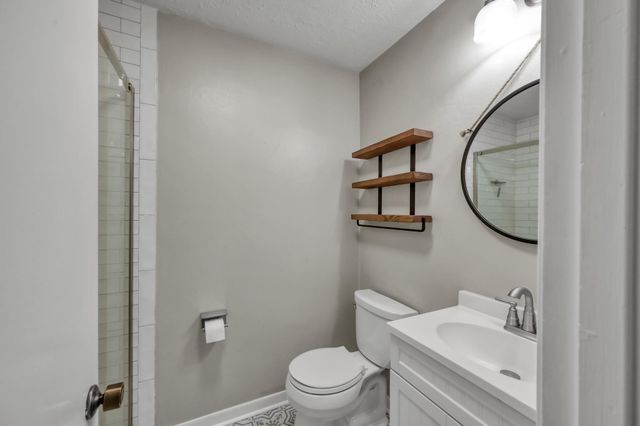 4 Coralvine Court, The Woodlands, TX 77380