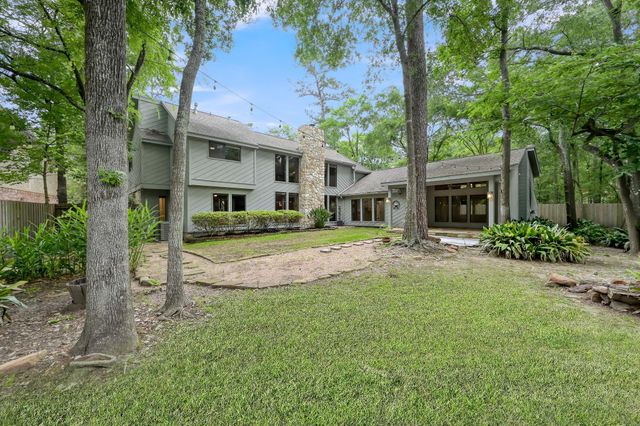 4 Coralvine Court, The Woodlands, TX 77380