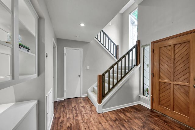 4 Coralvine Court, The Woodlands, TX 77380