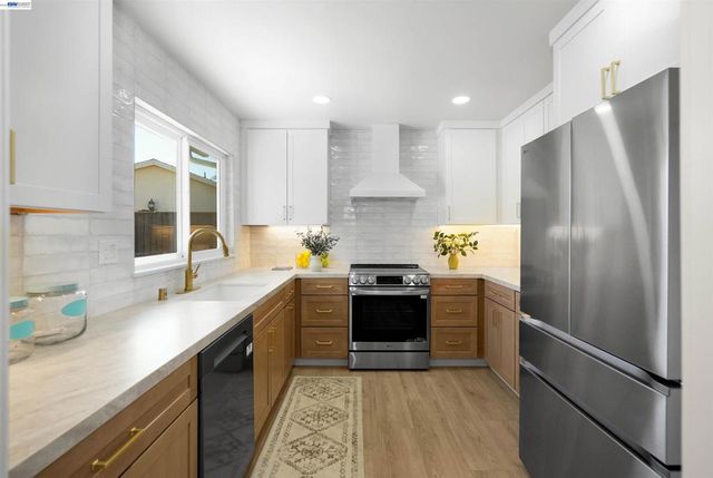 31265 Lily St, Union City, CA 94587