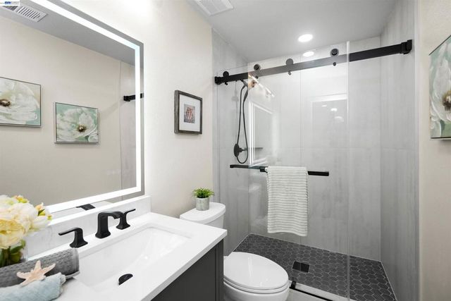 31265 Lily St, Union City, CA 94587