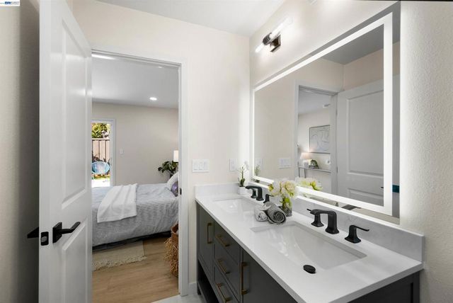 31265 Lily St, Union City, CA 94587