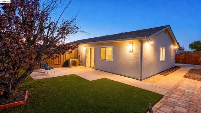 31265 Lily St, Union City, CA 94587