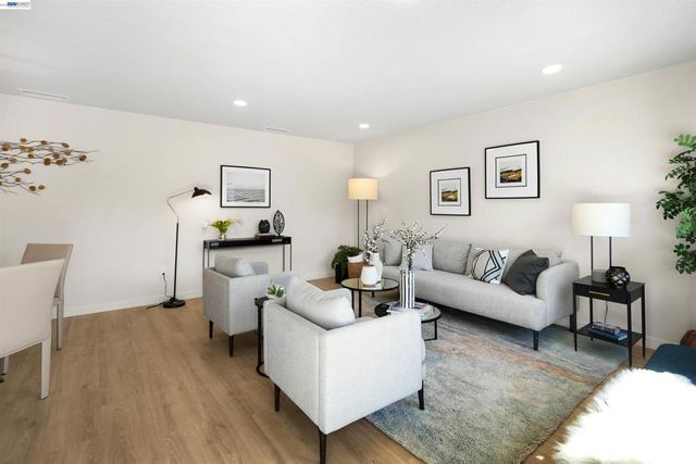 31265 Lily St, Union City, CA 94587