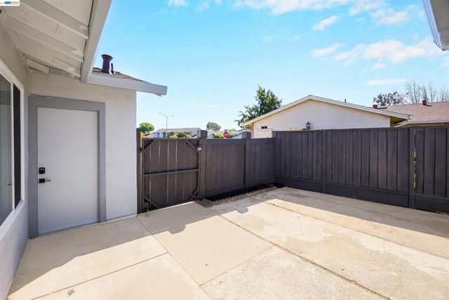 31265 Lily St, Union City, CA 94587