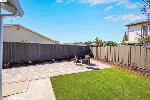 31265 Lily St, Union City, CA 94587