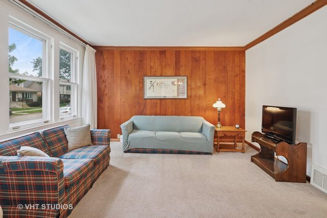 5454 N Nashville Avenue, Chicago, IL 60656