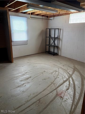 953 Carnation Street NE, Massillon, OH 44646