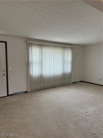 953 Carnation Street NE, Massillon, OH 44646