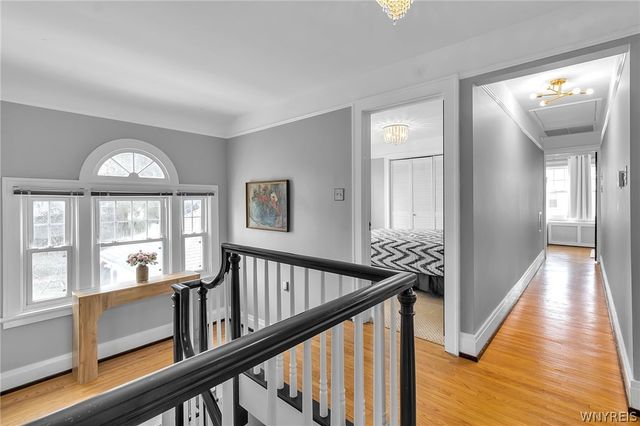 7 Harvard Place, Orchard Park, NY 14127